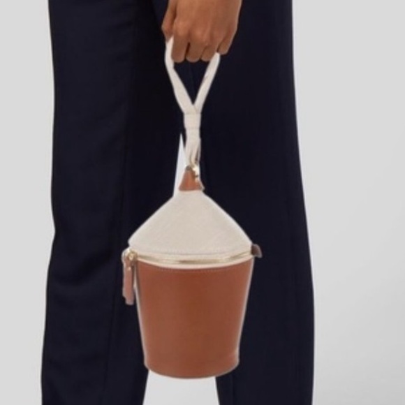 STAUD Minnow Leather Bucket Bag Brown Cream Top Handle Purse NWT $375 - Picture 2 of 2